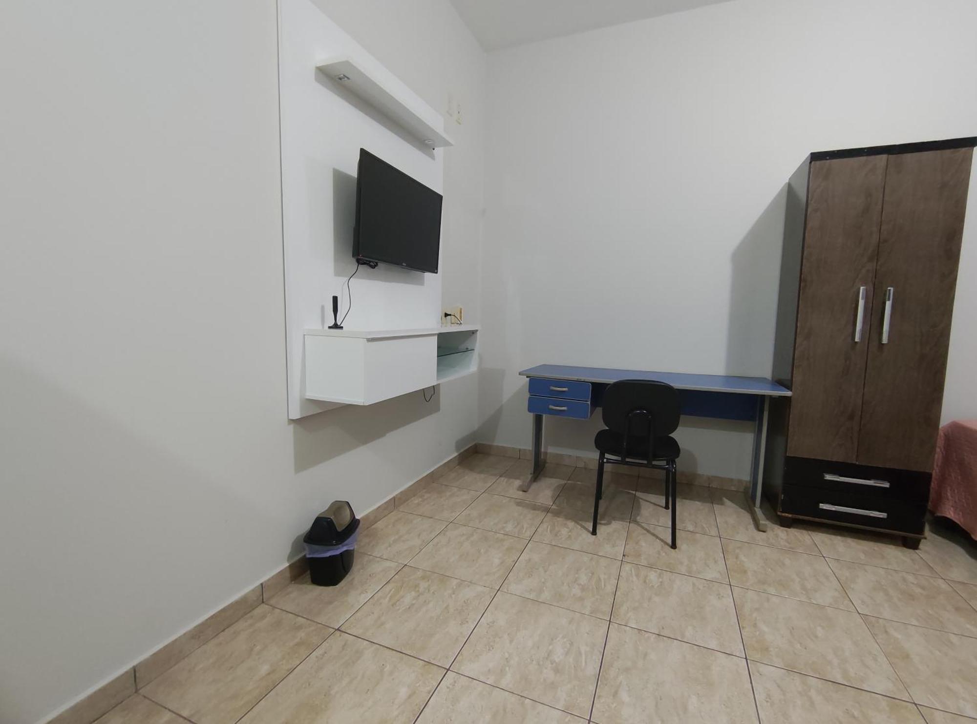 Apto Mobiliado C/ Ar Cond - Jd Universitario