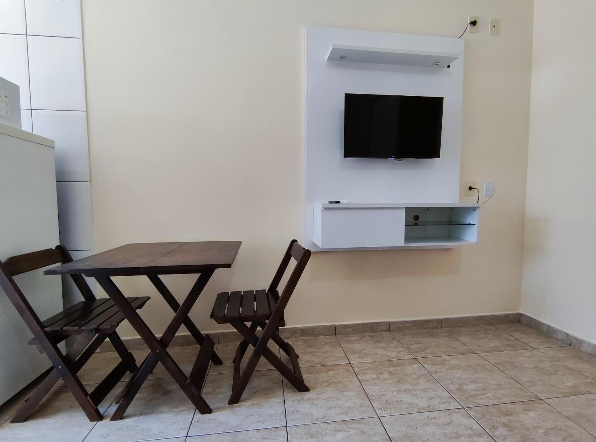 Apto Mobiliado C/ Ar Cond - Jd Universitario